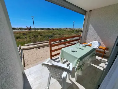 Appartement à Marseillan Plage, Appartement rénové 2024, face à la mer, parking privé, terrasse, idéal famille! - L1002966