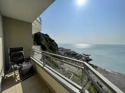 Appartement à Granville, Appartement F3 à 600m du centre ville, vue sur mer, balcon - L1003151