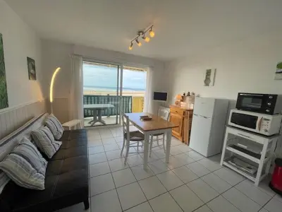 Appartement à Vieux Boucau les Bains, Studio à Vieux-Boucau, proche commerces, parking sécurisé - L1003156