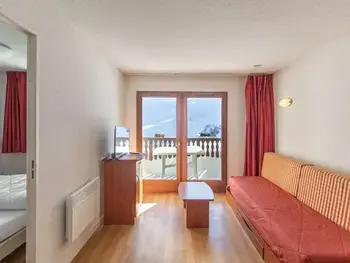 Wohnung in La Mongie,Appartement T2 avec terrasse, proche des pistes, piscine couverte, salle de fitness et services inclus FR-1-404-305 N°1003160