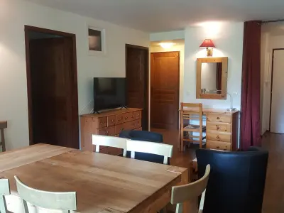 Appartement à Brides les Bains, Appartement cosy avec WiFi, parking et animaux admis à Brides-les-Bains - L1003173