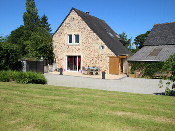 Location Gite à Biniville,Maison familiale au cœur du Cotentin avec jardin, jeux et animaux acceptés FR-1-362-673 N°1003311