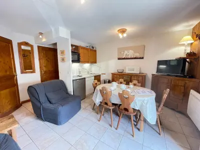 Appartement à Notre Dame de Bellecombe, Appartement au pied des pistes avec balcon, parking et Wi-Fi - L1003337