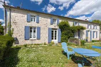 Maison à Epargnes,Le Cottage Bleu - Gîte avec piscine partagée 854187 N°813257