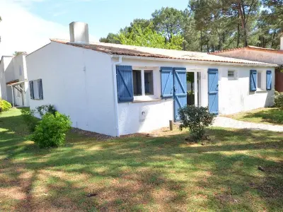 Maison à La Palmyre, Maison 4 pièces près mer et port La Palmyre - 7 pers., WiFi, animaux OK, parking, patio, ménage inclus - L1003508