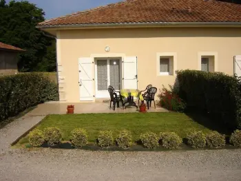 Gite à Angoumé,Gîte rural chaleureux avec terrasse et jardin près des thermes de Saubusse FR-1-360-200 N°1003610