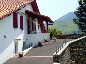 Location Wohnung in Macaye,Gîte de charme au Pays basque avec terrasse et animaux acceptés FR-1-384-370 N°1003639