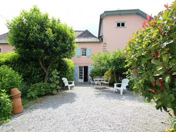 Location Agriturismo a Geüs d'Oloron,Gîte rénové avec jardin clos, 2 chambres, proche des vallées Pyrénéennes, idéal pour amoureux de nature FR-1-384-429 N°1003643