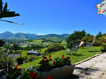 Location Agriturismo a Lanne en Barétous Station d'Issarbe,Gîte Mitoyen avec Vue Montagne, Garage, Wifi, Animaux Acceptés FR-1-384-572 N°1003657