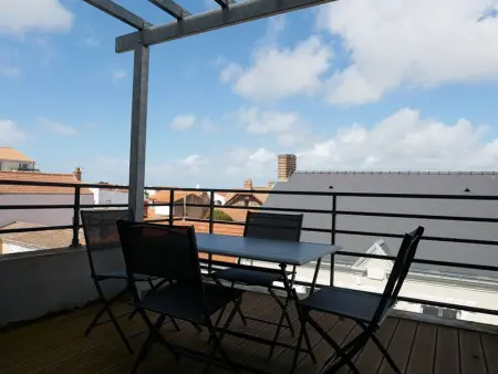 Appartement T2 avec terrasse, parking et à proximité des commodités à Saint-Gilles-Croix-de-Vie - Photo 8