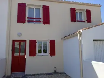 Maison à Saint Hilaire de Riez, Maison familiale, proche de la mer, avec cour, WiFi et animaux acceptés - L1003770