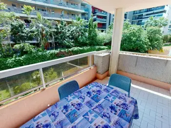 Wohnung in Roquebrune Cap Martin,Studio avec Terrasse, Piscine, Proche Plages et Commodités FR-1-196-355 N°1004012