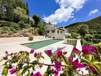 Villa a La Londe les Maures, Villa pour 8 personnes avec piscine privée à La Londes-Les-Maures 1258357 N°1004237