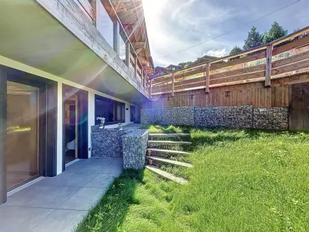 Appartement d'Exception 2 Chambres, 63 m², au Pied des Pistes, Parking Inclus, Wi-Fi - Photo 2