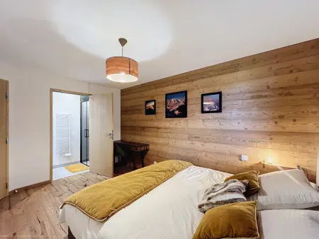 Appartement d'Exception 2 Chambres, 63 m², au Pied des Pistes, Parking Inclus, Wi-Fi - Photo 10