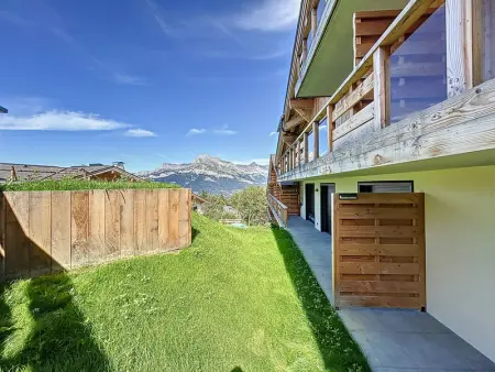 Appartement d'Exception 2 Chambres, 63 m², au Pied des Pistes, Parking Inclus, Wi-Fi - Photo 14