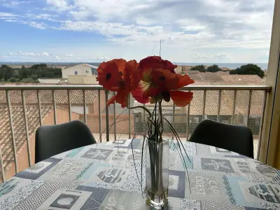 Appartement à Fleury Saint Pierre la Mer, Charmant 2 Pièces avec Piscine, Parking Privé à 10 min de la Plage - Saint Pierre La Mer - L1004399