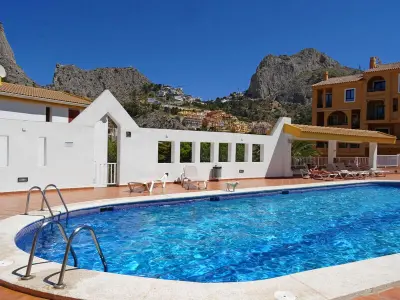 Appartement à Altea, Superbe Appartement 3 Chambres en Bord de Mer à Altea Avec Piscine, Wi-Fi et Parking - L1004577