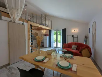 Appartement à Châteauneuf sur Charente,Gîte cosy avec terrasse privative, jardin et activités nature à proximité FR-1-653-259 N°1004708