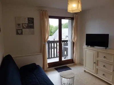 Appartement à Cabourg, Charmant T2 à Cabourg, proche plage et centre-ville, balcon et parking gratuit - L1005122