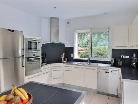 Villa de luxe avec piscine chauffée et salle de sport - Photo 10