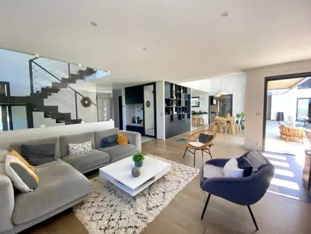 Villa d'Architecte avec Piscine Chauffée, Terrasse et Services Hôteliers à Soorts-Hossegor - Photo 16