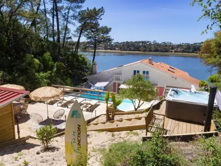 Villa à Hossegor, Villa d'Exception: Piscine Chauffée, SPA, pour 14, à 5 min du Lac d’Hossegor - L1005163