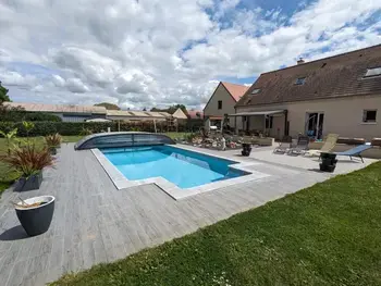 Agriturismo a Mareau aux Bois,Titre proposé : Gîte familial avec piscine chauffée, jardin et jeux pour enfants à l'orée de la forêt d'Orléans FR-1-590-432 N°1005312