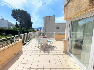 Appartement à Llançà, Penthouse à 100m de la plage, terrasse meublée, animaux bienvenus - Idéal couples - Llançà - L1005414