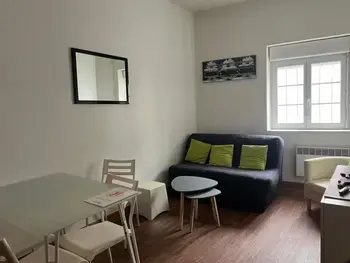 Apartamento en Ciboure,Appartement T2 en plein cœur historique de Ciboure, proche plages et commerces FR-1-239-1054 N°1005421