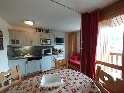 Appartement à Valmorel, Studio divisible avec coin montagne, au pied des pistes, balcon, 4 pers - L1005427