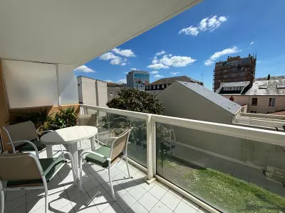 Appartement à Les Sables d'Olonne, Appartement 2 étoiles avec balcon à 100m de la plage, centre-ville des Sables d'Olonne - L1005598