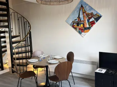 Appartement à Cabourg, Cabourg : Duplex Rénové 2 Pièces, Accès Direct Plage, Fibre, Parking, Cuisine Équipée, 4 Pers. - L1005853