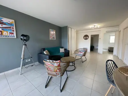 Appartement 3 pièces avec Terrasse, Garage et WiFi - Photo 4