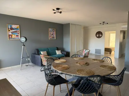 Appartement 3 pièces avec Terrasse, Garage et WiFi - Photo 9