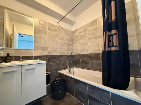 Appartement 3 pièces avec Terrasse, Garage et WiFi - Photo 14