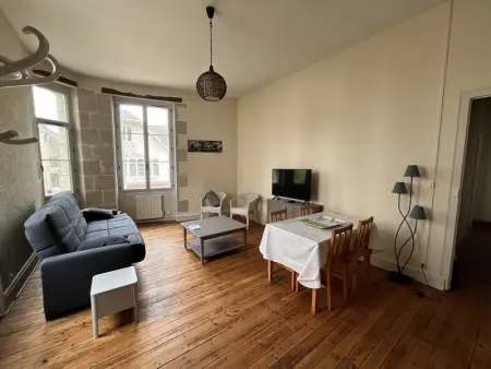 Charmant T2 en centre-ville, 1er étage, La Roche-Posay, pour 4 pers, animaux bienvenus - Photo 4