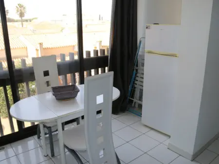 Studio rénové pour 2 personnes avec accès piscine, parking privé et proche des commodités - Photo 7