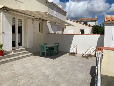 Casa a Saint Pierre d'Oléron, Maison rénovée proche plage, 6 couchages, terrasse, parking, St Pierre d'Oléron - L1006518