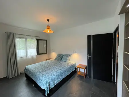 Villa Hibiscus à Saint-Philippe: Élégance tropicale, 2 chambres, spa privatif et cuisine équipée - Photo 4