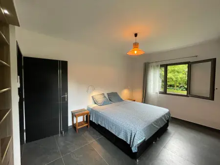 Villa Hibiscus à Saint-Philippe: Élégance tropicale, 2 chambres, spa privatif et cuisine équipée - Photo 6