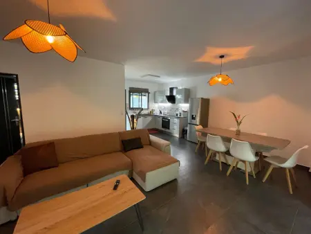 Villa Hibiscus à Saint-Philippe: Élégance tropicale, 2 chambres, spa privatif et cuisine équipée - Photo 7