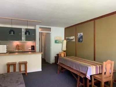 Appartement à Pra Loup, Spacieux 3 pièces en front de piste, balcons, pour 6 personnes - L1006725