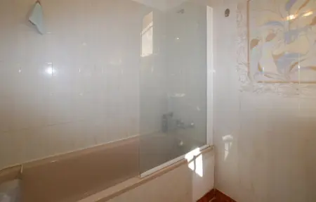 Location Maison 5 personnes à Albitreccia - Photo 19