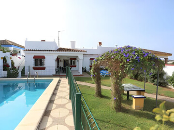 Location Villa a Conil de la Frontera,Villa Familiale avec Piscine Privée et Jardin à Conil de la Frontera ES-180-271 N°1006901