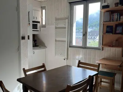 Appartement à Cauterets, Studio 4 pers en Centre-Ville, à 600m des Télécabines, Super Équipé avec Ascenseur - L1006964