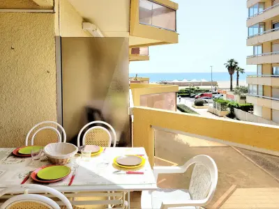 Appartement à Canet en Roussillon, T2 ensoleillé pour 4 face mer avec parking à Canet-en-Roussillon - L1006998