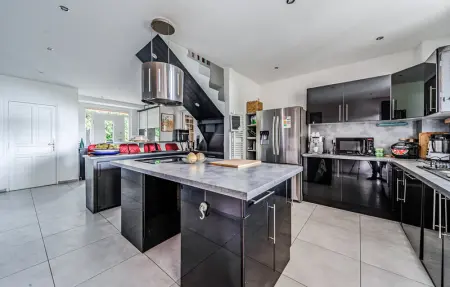 Location Maison 4 personnes à Pierrefitte Sur Seine - Photo 6