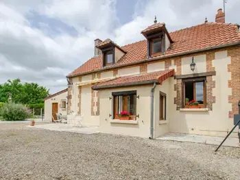 Casa rural en Maizières la Grande Paroisse,Maison spacieuse avec jardin, proche commerces, Netflix, PMR, animaux acceptés - Maizières-la-Grande-Paroisse FR-1-543-341 N°1007291