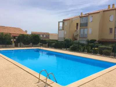 Appartement à Fleury Saint Pierre la Mer, T2 Mezzanine - 5/6 Pers - Piscine & Parking - Saint-Pierre-La-Mer - L1007656